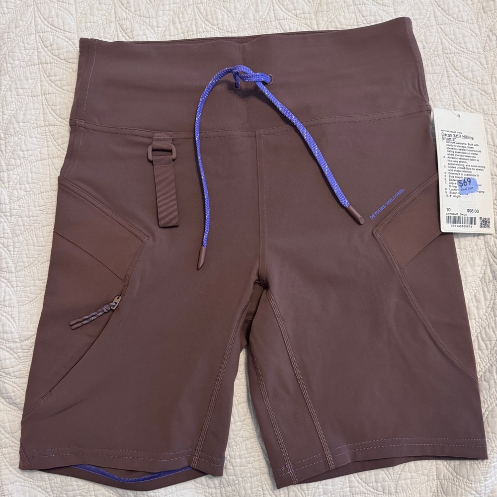 Lululemon NWT hiking shorts 8”